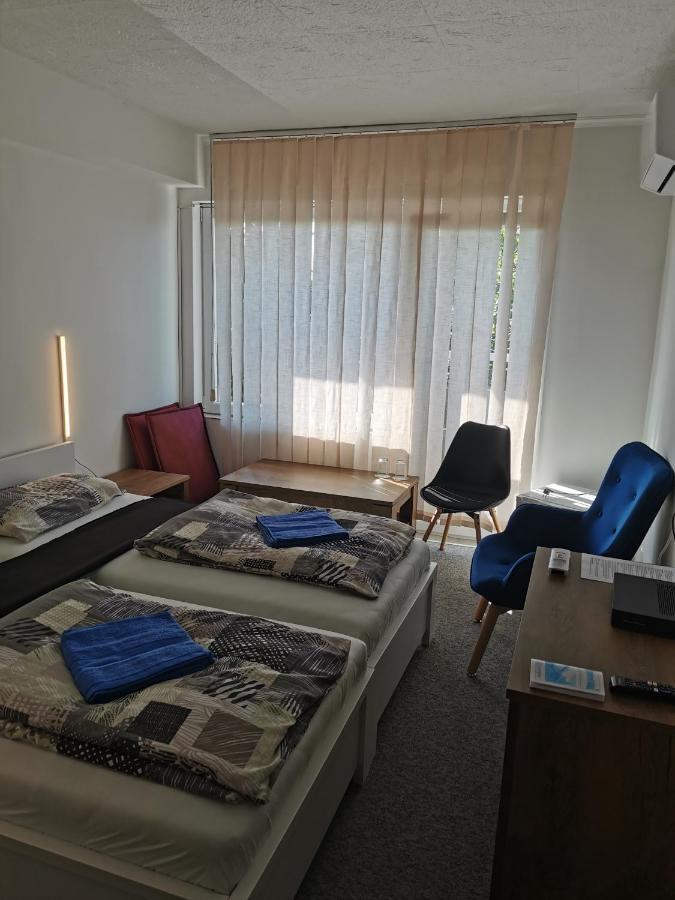 Thomas Panzio Bed & Breakfast Balatonfured Luaran gambar