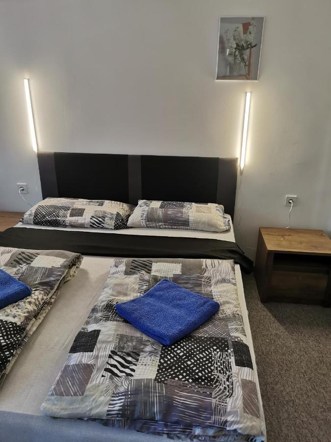 Thomas Panzio Bed & Breakfast Balatonfured Luaran gambar