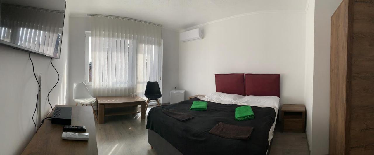Thomas Panzio Bed & Breakfast Balatonfured Luaran gambar