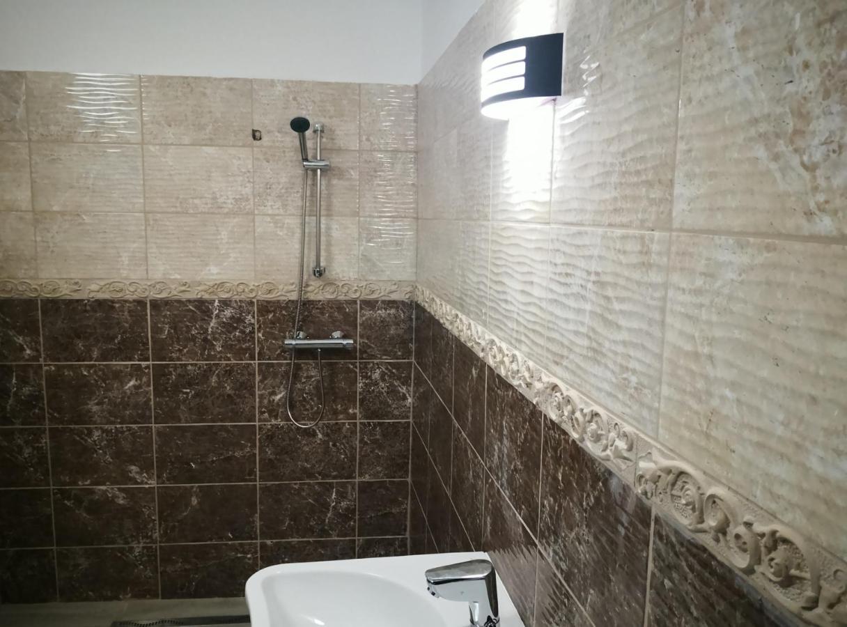 Thomas Panzio Bed & Breakfast Balatonfured Luaran gambar